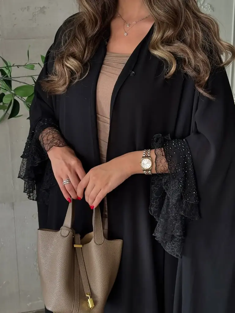 باي رَنوة عباية