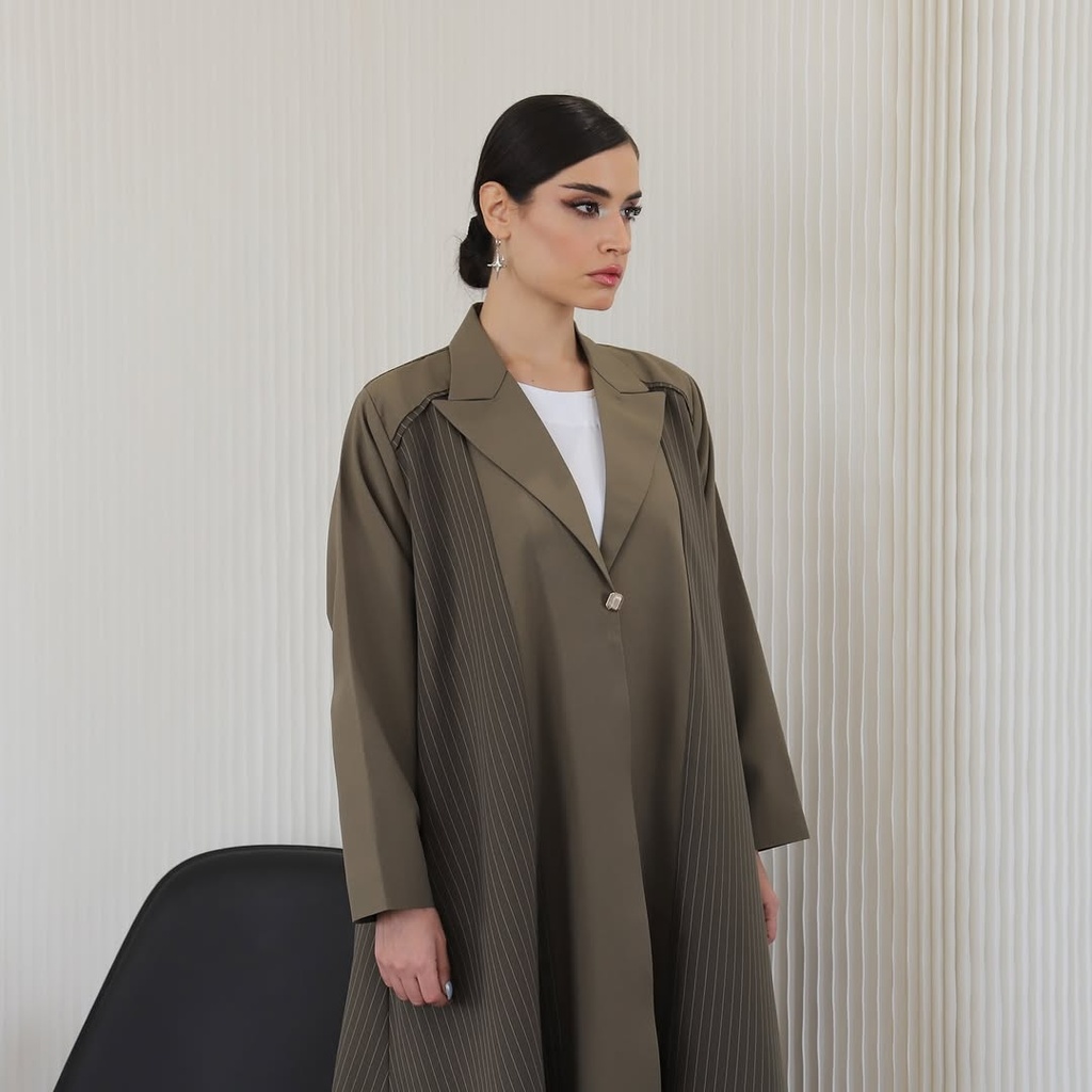 Buthaina Line Abaya 