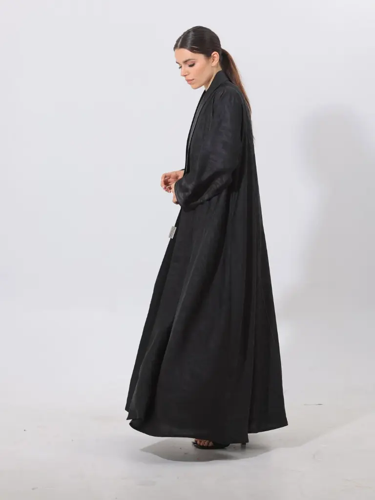 LYS-13 النسخة الثانية باللون الأسود 🖤٣٦ دينار بحريني (2).webp