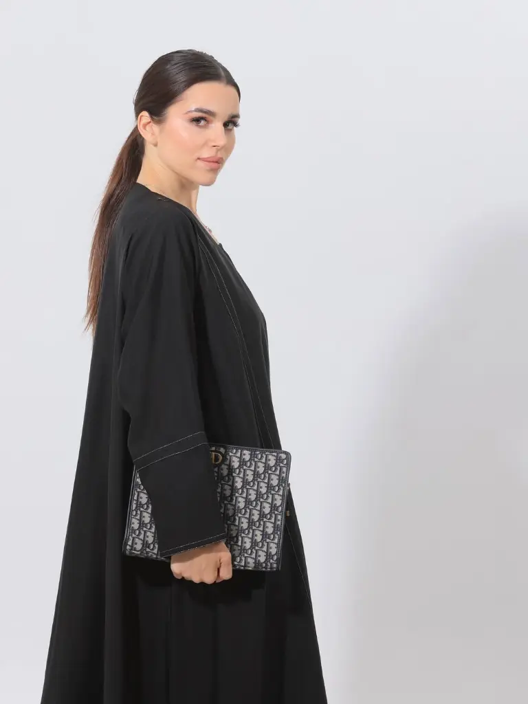 MR-01 قماش صيفي ، قصة عملية ، للاستخدام اليومي و الدوامات سعر العباية ٢٨ دينار بحريني (4).webp