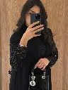 __عبايه بالكريب الياباني سواده فاحم ممزوج فيه الدانتيل مع الستون والشك الفخم يضفي رقي ورونق على .webp