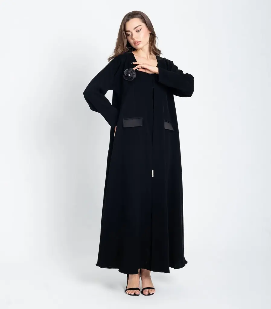 Abaya with ShelahFabric - Coobra ( كوبرا )Code - WN 5Price- 27 🇴🇲 , 270 🇦🇪 (2).webp