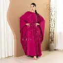 _قصه انسيابيه يمنحك إطلاله انثويه راقيه مع خرز ياباني في منطقه الخصرالقماش- كريب كوريالكود- LE-0 (2).webp