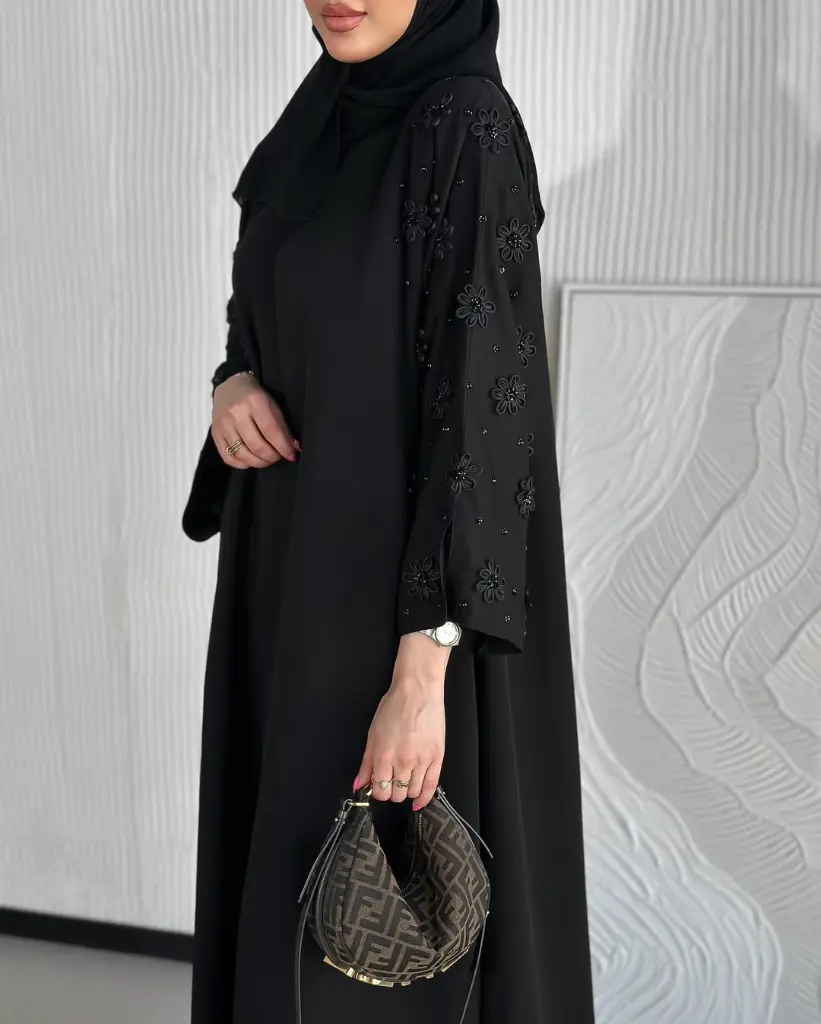 Abaya with Shelah____Abaya Code__- E17___خام العباية كريب سعودي بجودة جداً ممتازة خفيف ومريح فال (1).webp