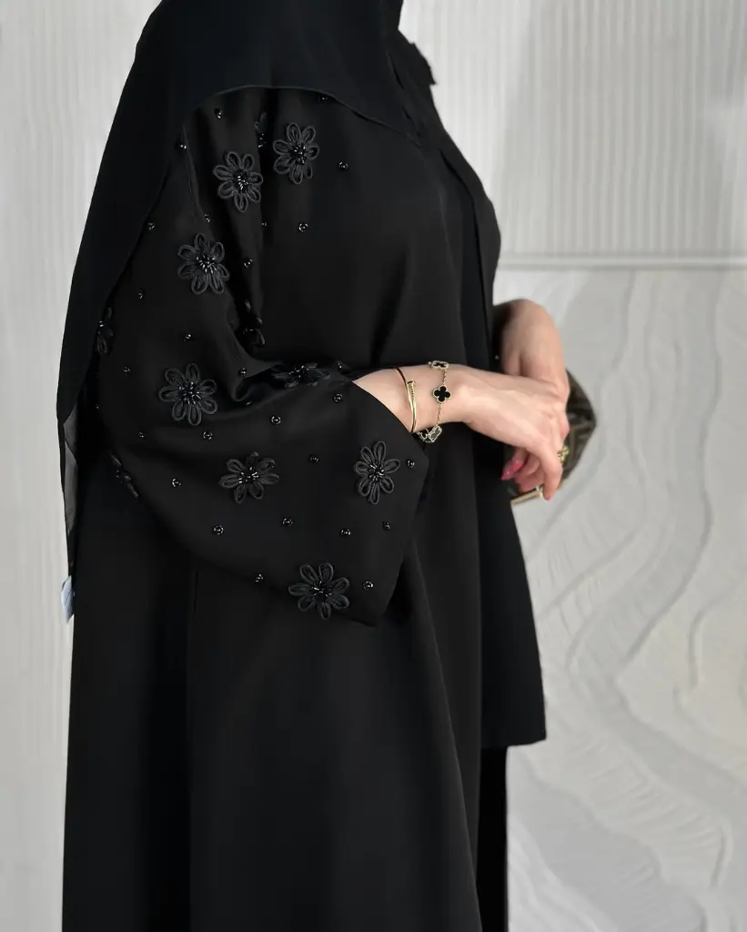 Abaya with Shelah____Abaya Code__- E17___خام العباية كريب سعودي بجودة جداً ممتازة خفيف ومريح فال (3).webp