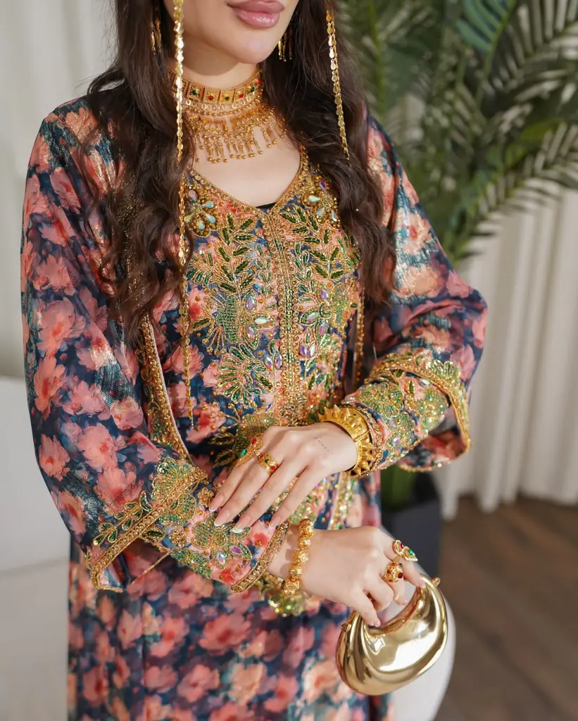 _#explore #fyp #2026_Dress with Shelah_Dress Code- E68البدلة مكوّنة من قطعتين-الطبقة اللي تحت حر (5).webp