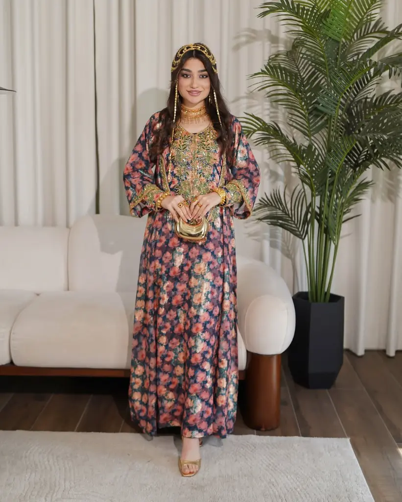 _#explore #fyp #2026_Dress with Shelah_Dress Code- E68البدلة مكوّنة من قطعتين-الطبقة اللي تحت حر (1).webp