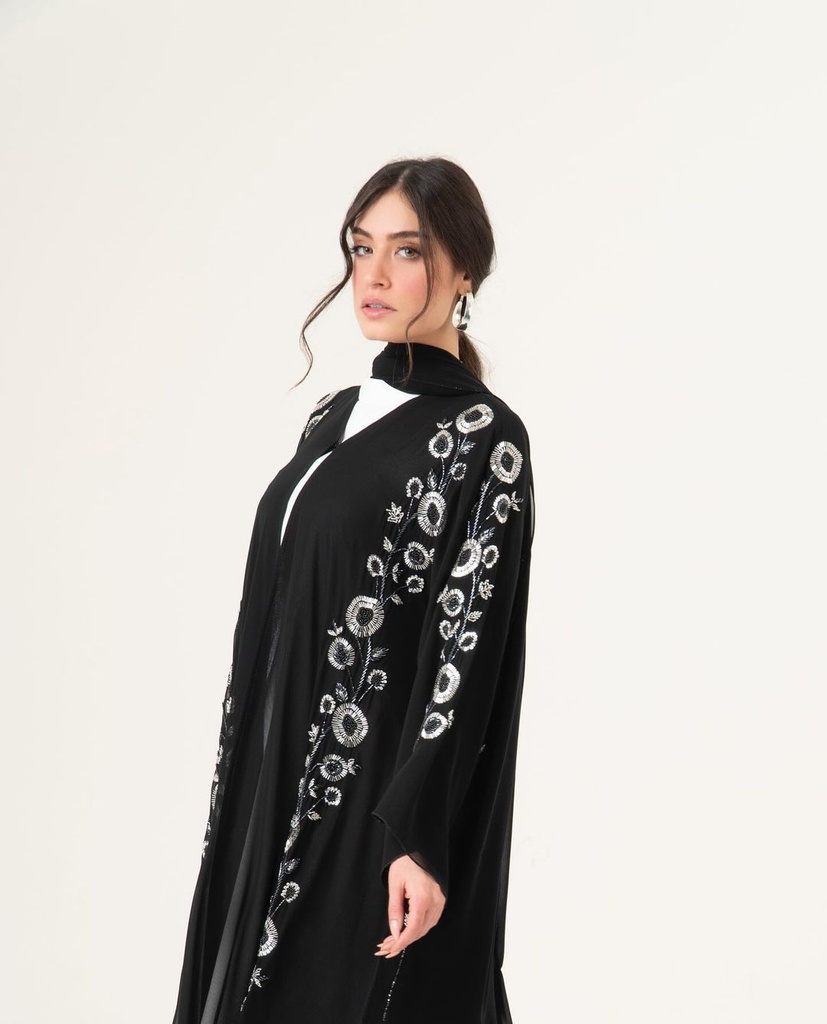 Amna AlGhaithi Abaya