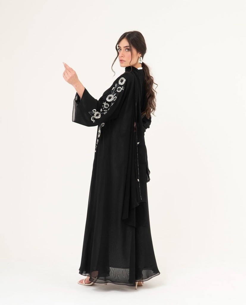 Amna AlGhaithi Abaya