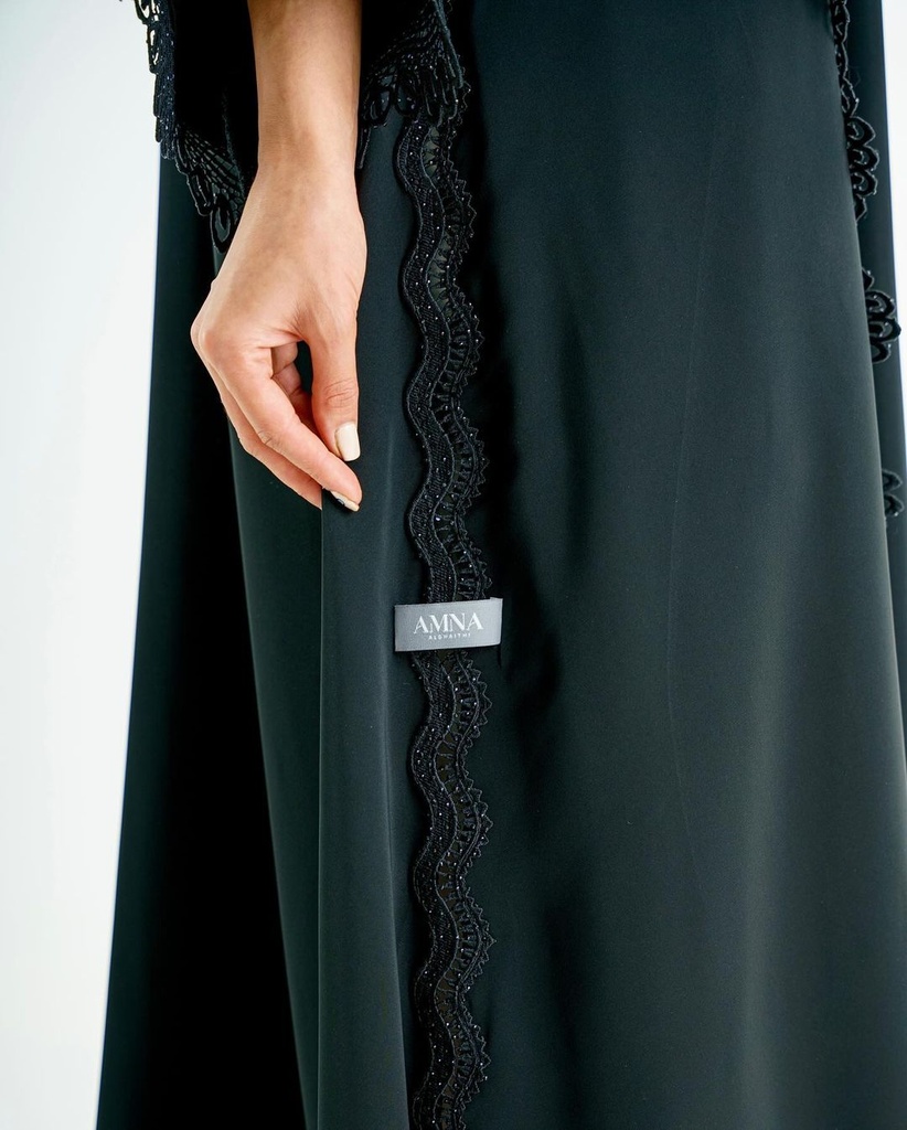 Amna AlGhaithi Abaya