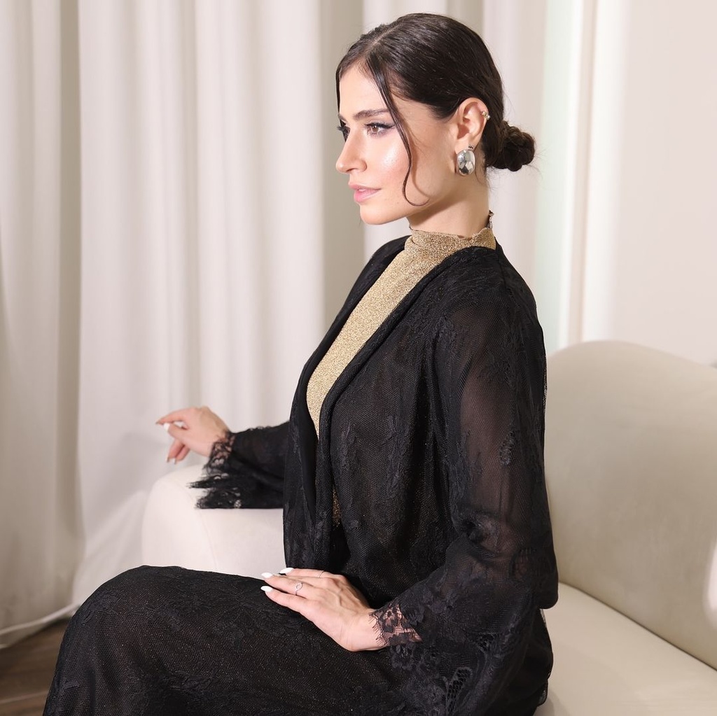 Buthaina Line Abaya