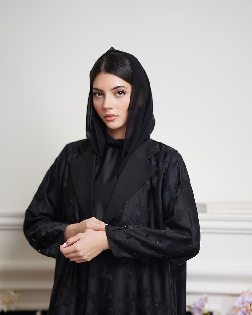 Amna Al Ghaithi Abaya 