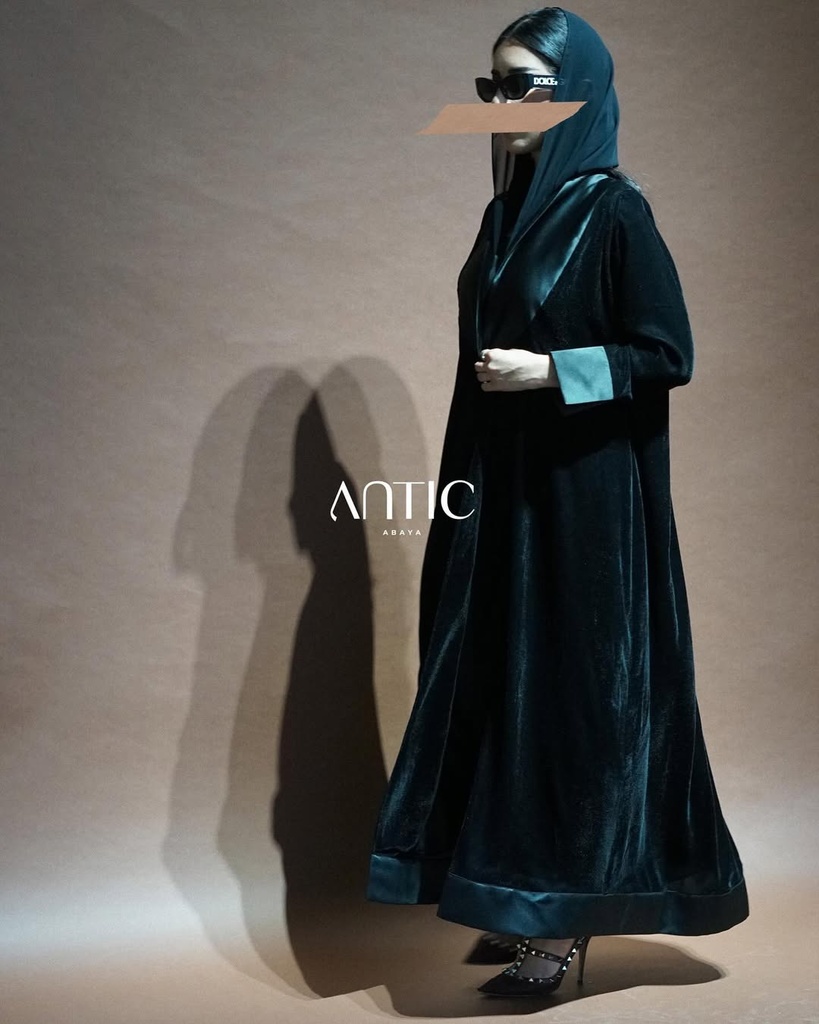 Antic Abaya