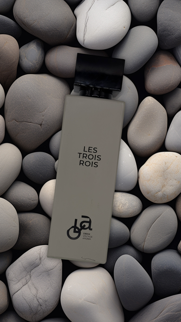 OVA Les Trois Rois Perfume