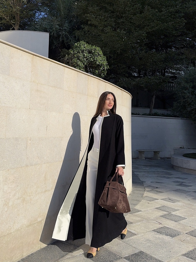 Stella Line Abaya