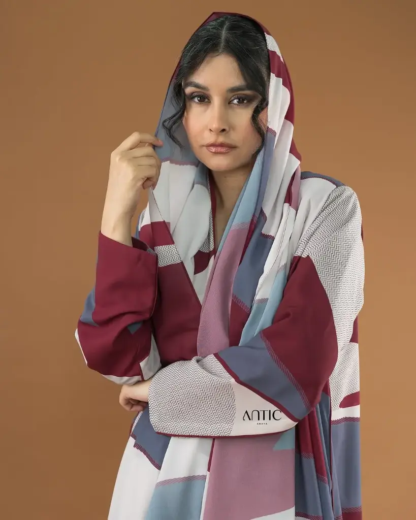 Antic Abaya