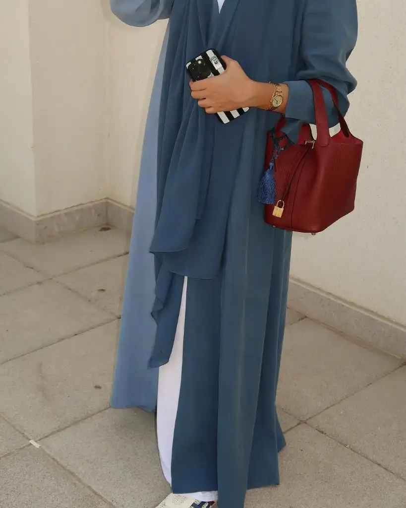 Valeri Attire Abaya 
