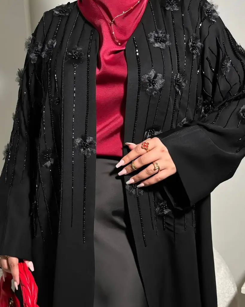 3in Abaya