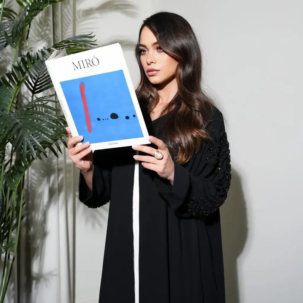 عباية أنجليك أوفيشل