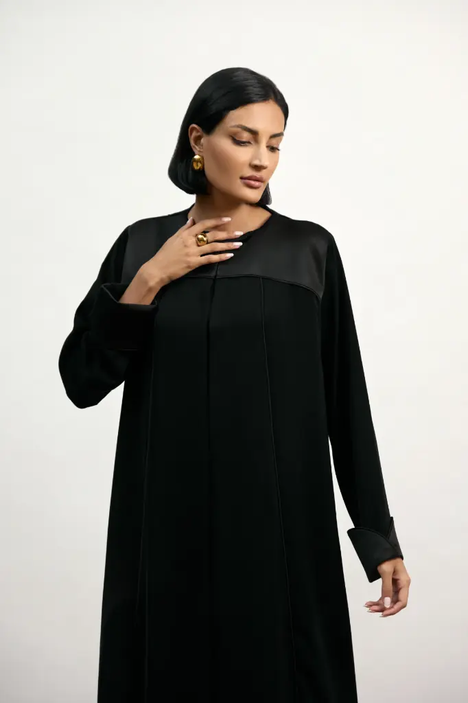 Stella Line Abaya