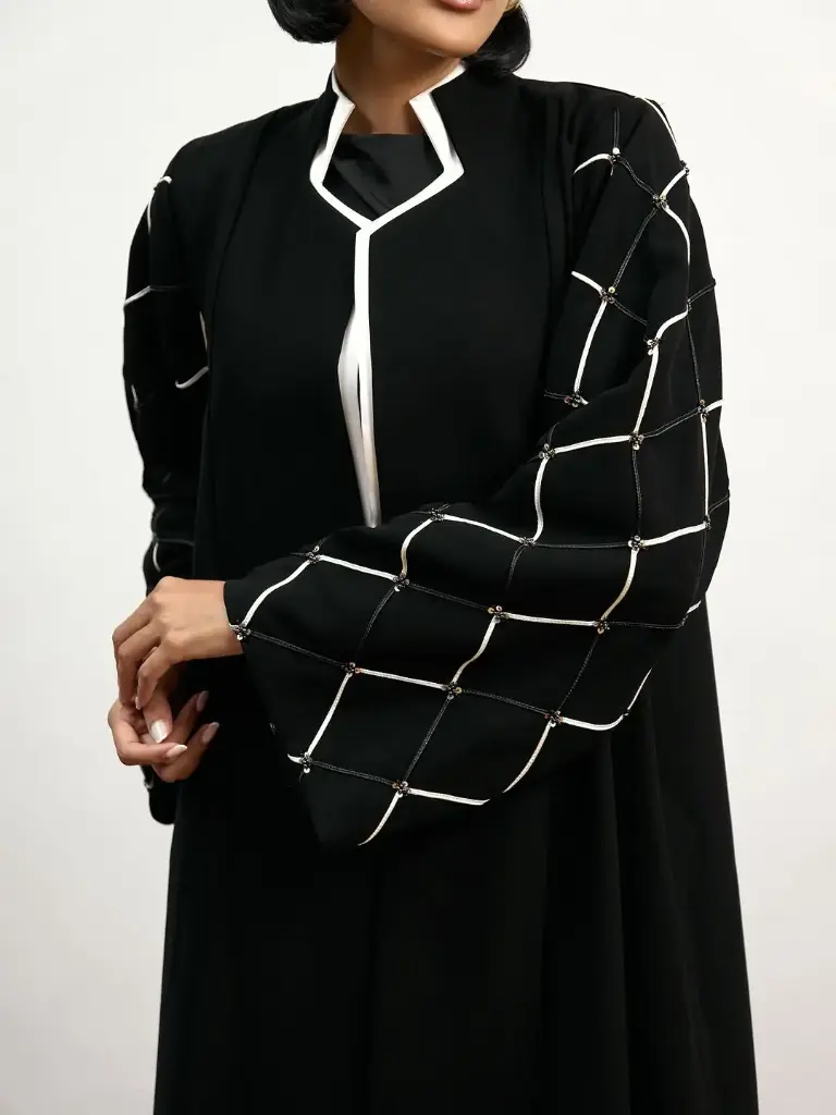 عباية ستيلا لاين