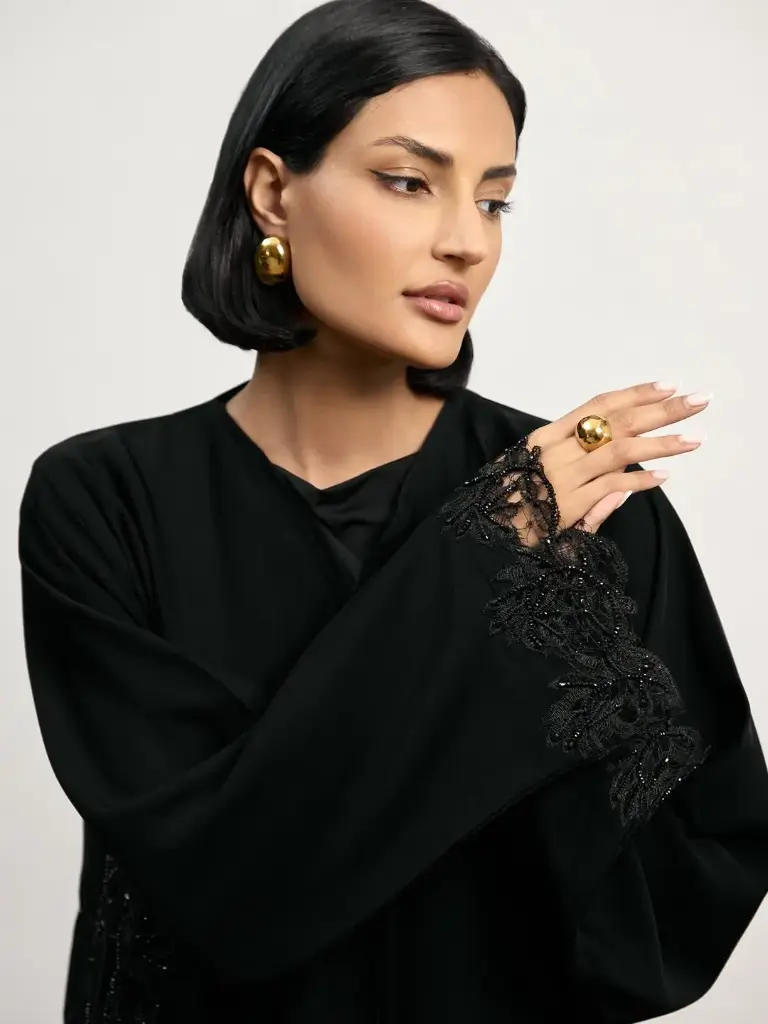 Stella Line Abaya