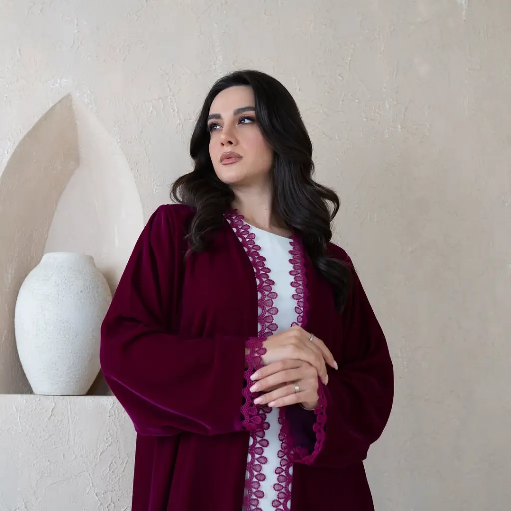 Buthaina Line Abaya