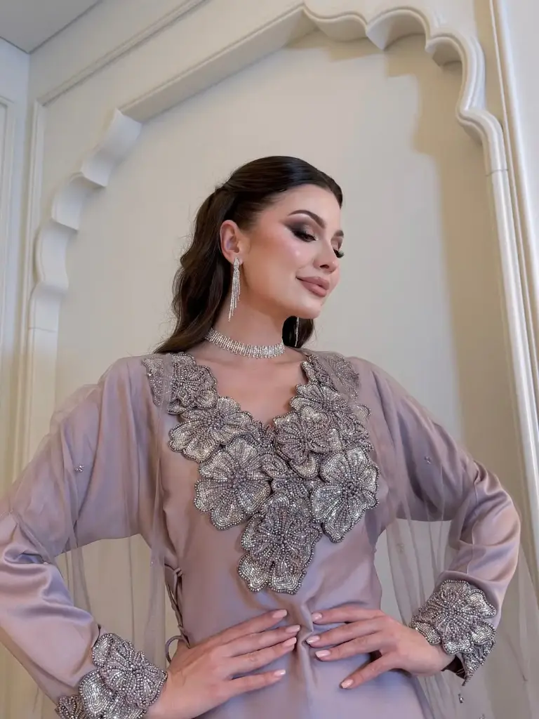 فستان إيز كولكشن