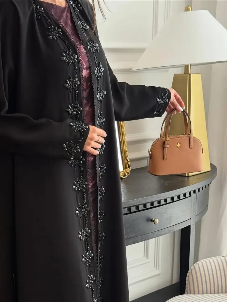 عباية بلوم فاشن