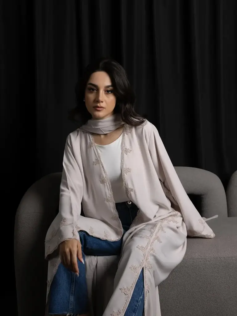 عباية فاليري أتير