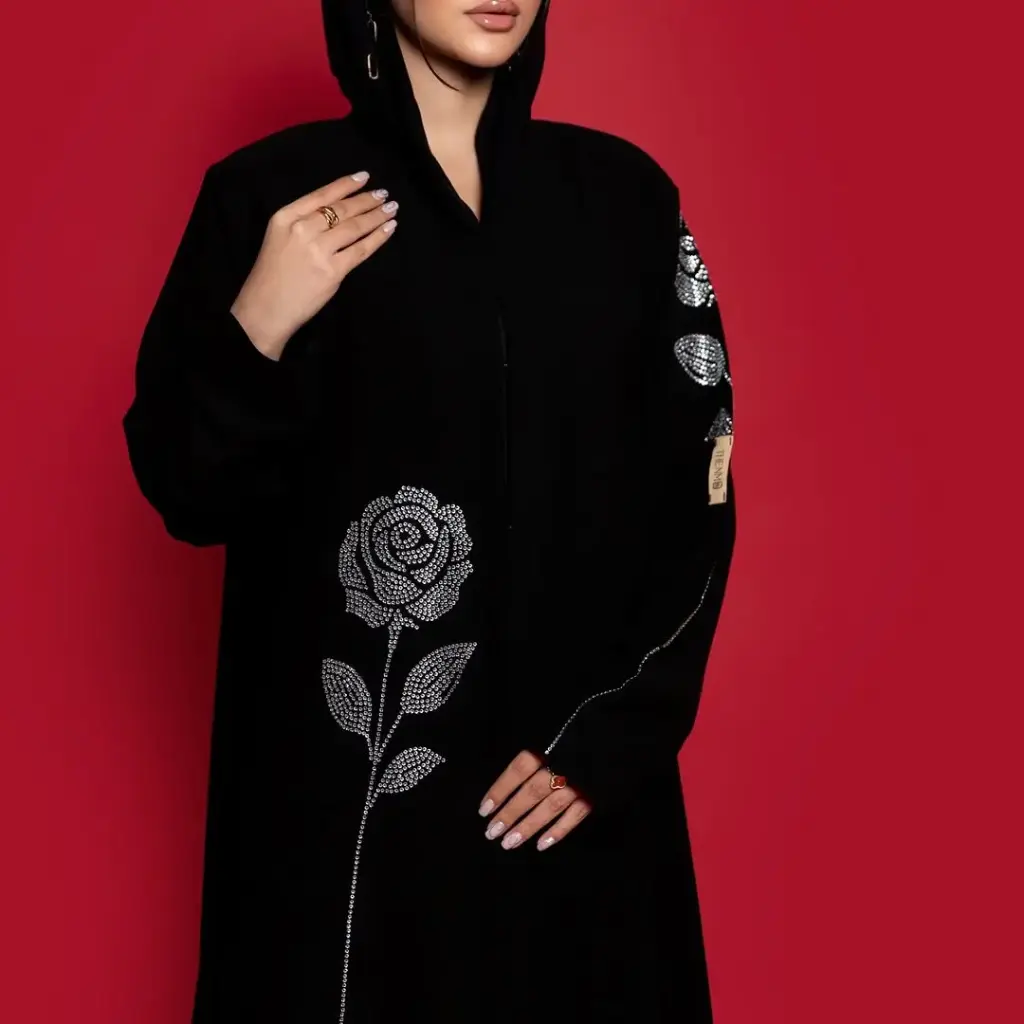 عباية ذا إن إم