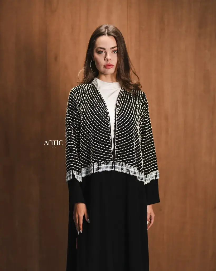 Antic Abaya