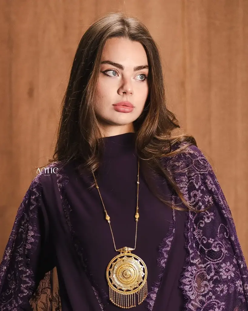 Antic Dress