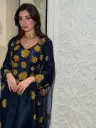 فستان تام