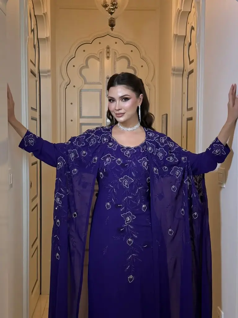 فستان إيز كولكشن