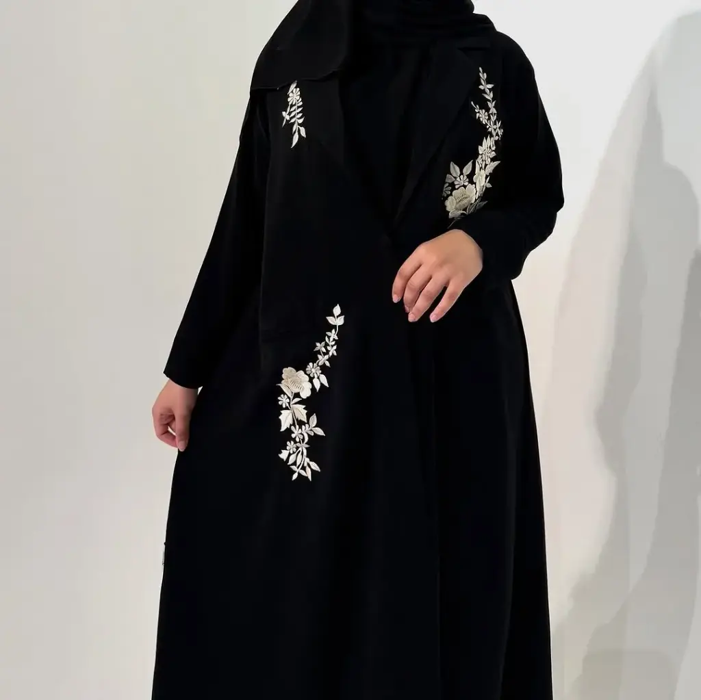 سيلا لاين عباية