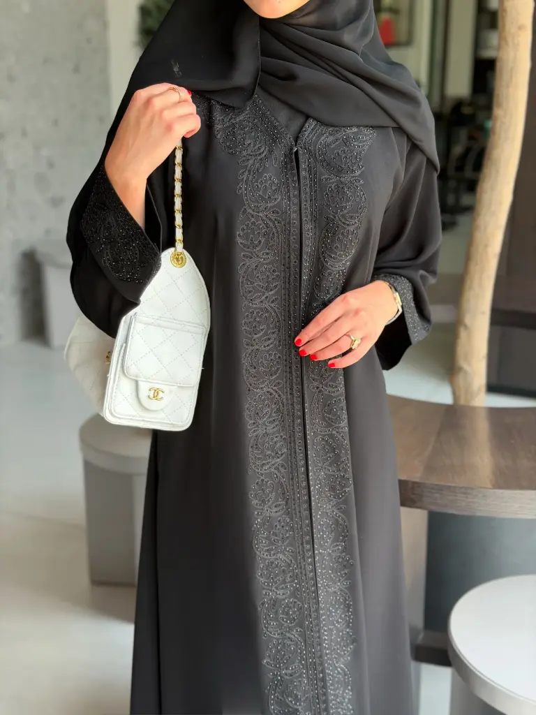 Darzah Abaya