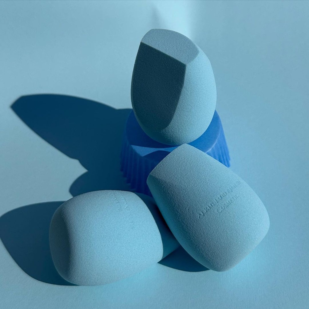 Khulood Cosmetics Beauty Blender (Flat-edge)