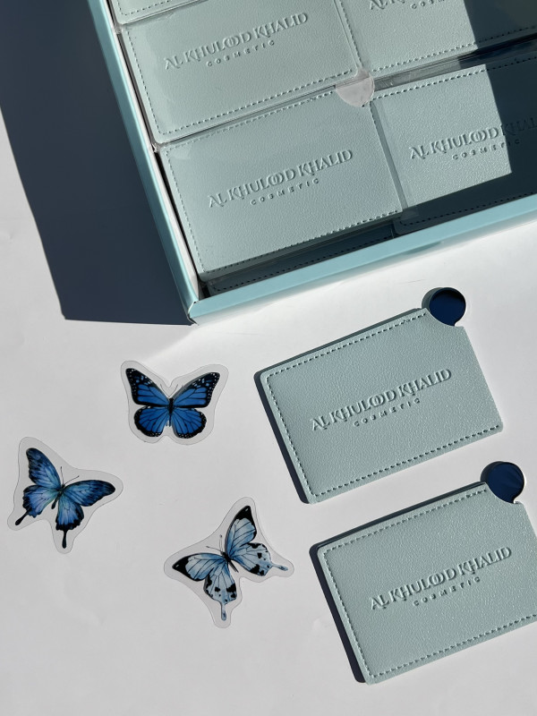 مرآة مزدوجة الجانبين من خُلود كوزماتيك