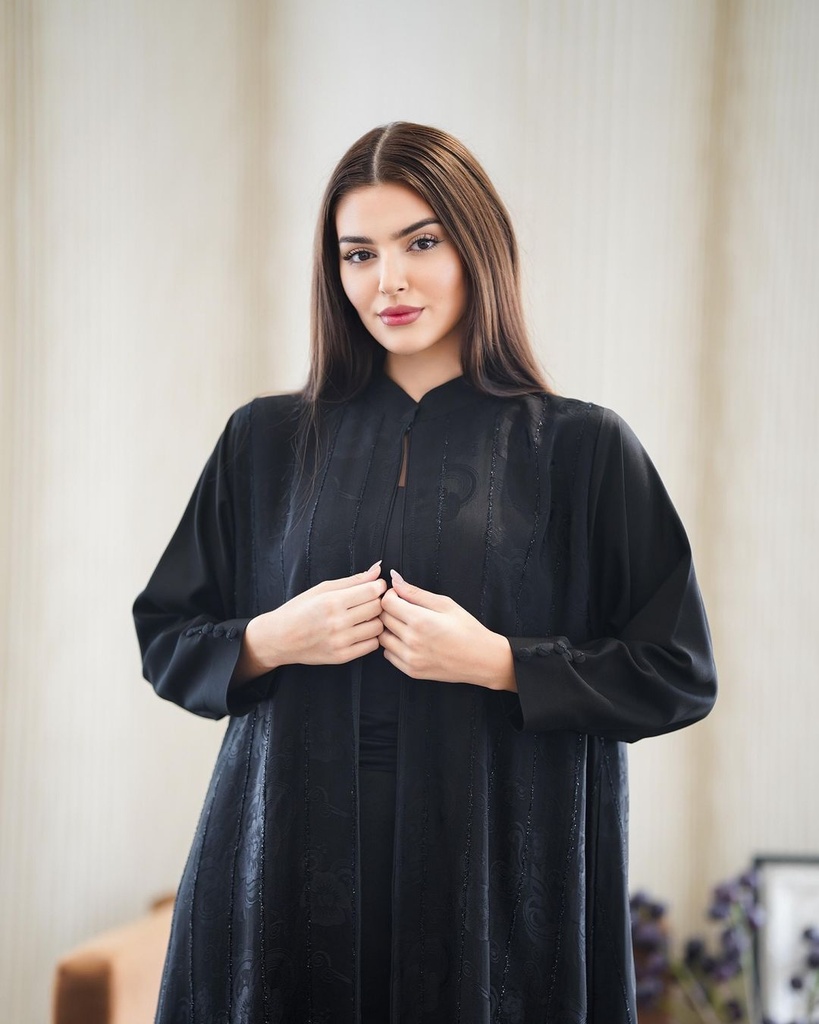 Amna AlGhaithi Abaya