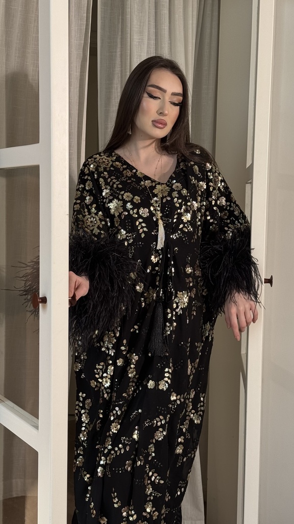 Chic Design Dress 