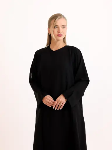 Khadija Al Nabhani Abaya 