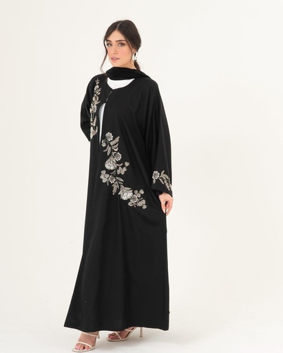 آمنه الغيثي عباية