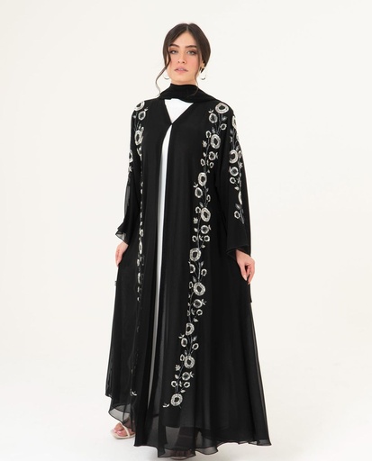 Amna AlGhaithi Abaya