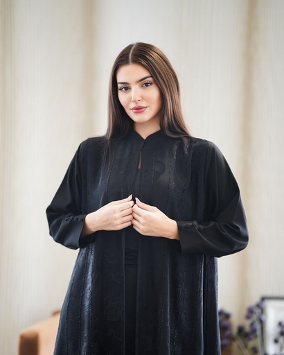 Amna AlGhaithi Abaya