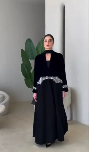 Moon Design Abaya