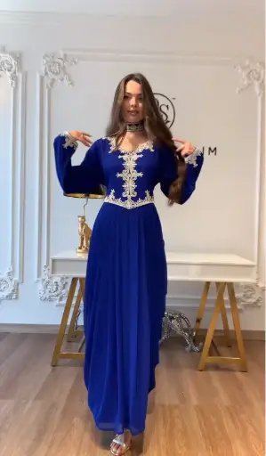 فستان من غدير سالم