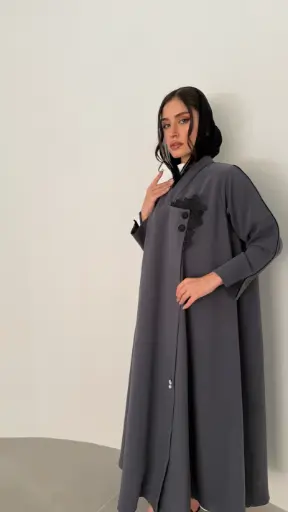 عباية سّيراءُ ديزاين