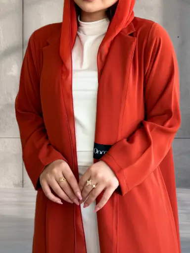 Onina Abaya