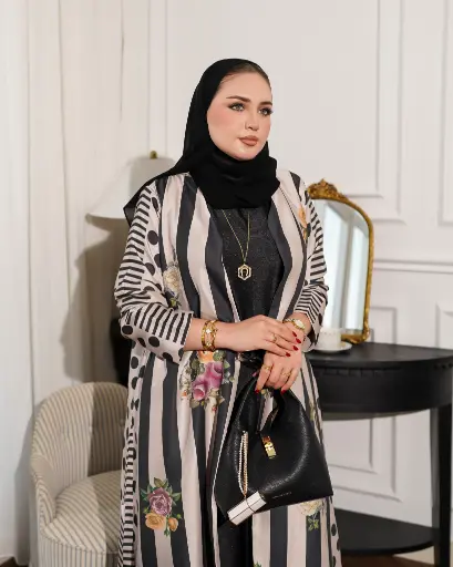 3in Abaya